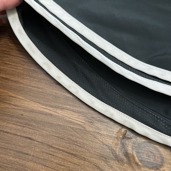 Nike Dri-fit Shorts - Picture 5 of 5